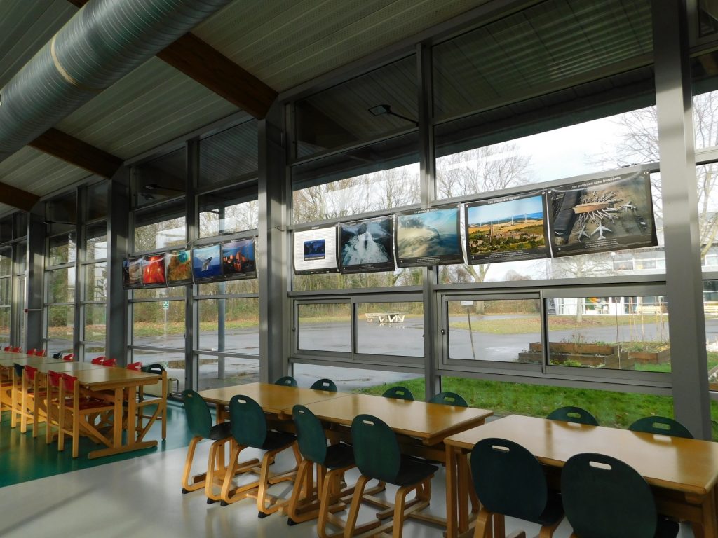 Exposition de photos autour des problématiques de l'énergie à la cantine